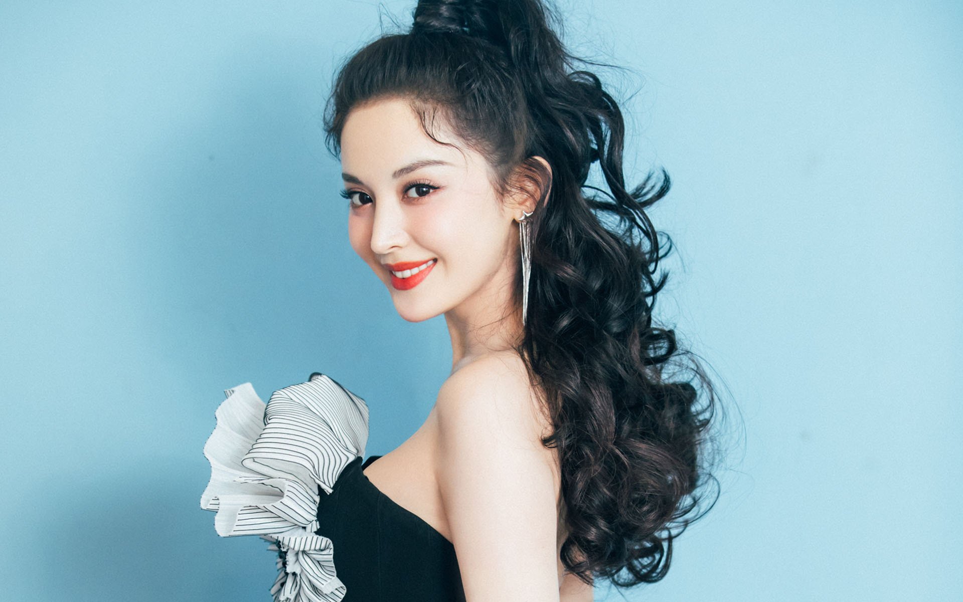 尤文赢得约3200万欧参赛奖金,尤文联赛冠军